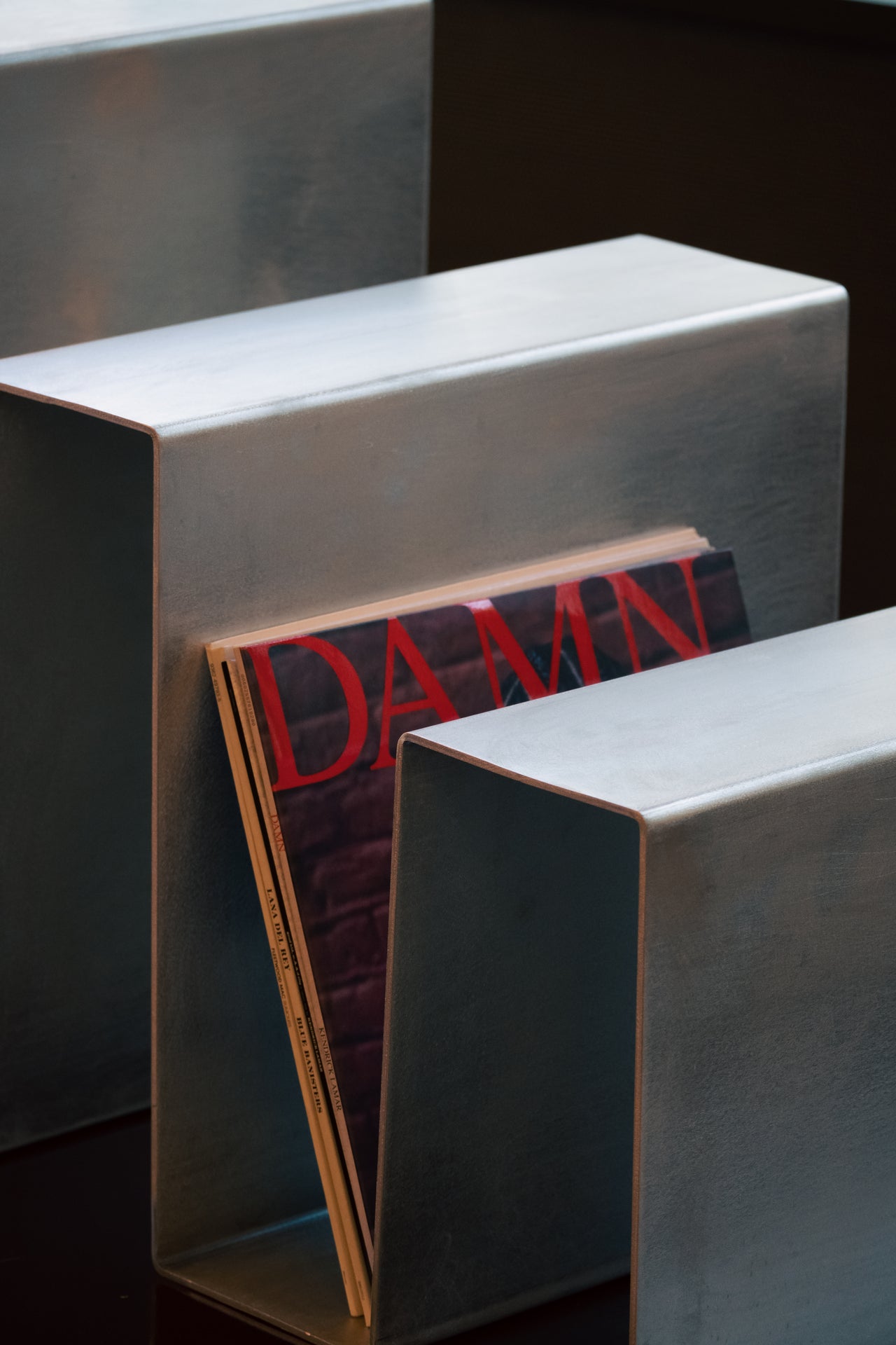 SiroKris x Dehgraf: Coffe Table Aluminium