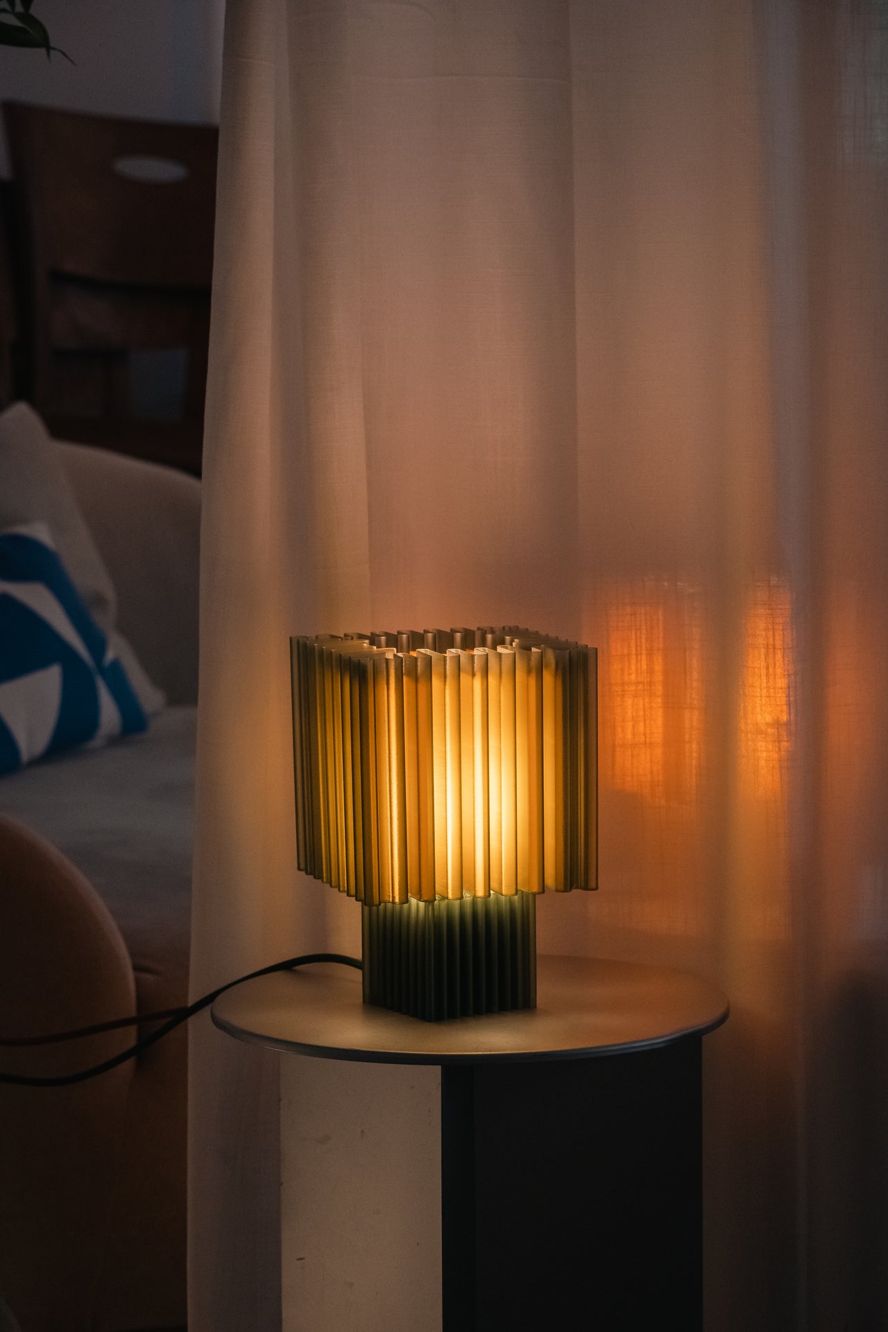 Cube - Table Lamp